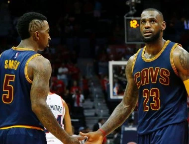 Ο «βασιλιάς» Λεμπρόν Τζέιμς επίσημα στους Λέικερς!